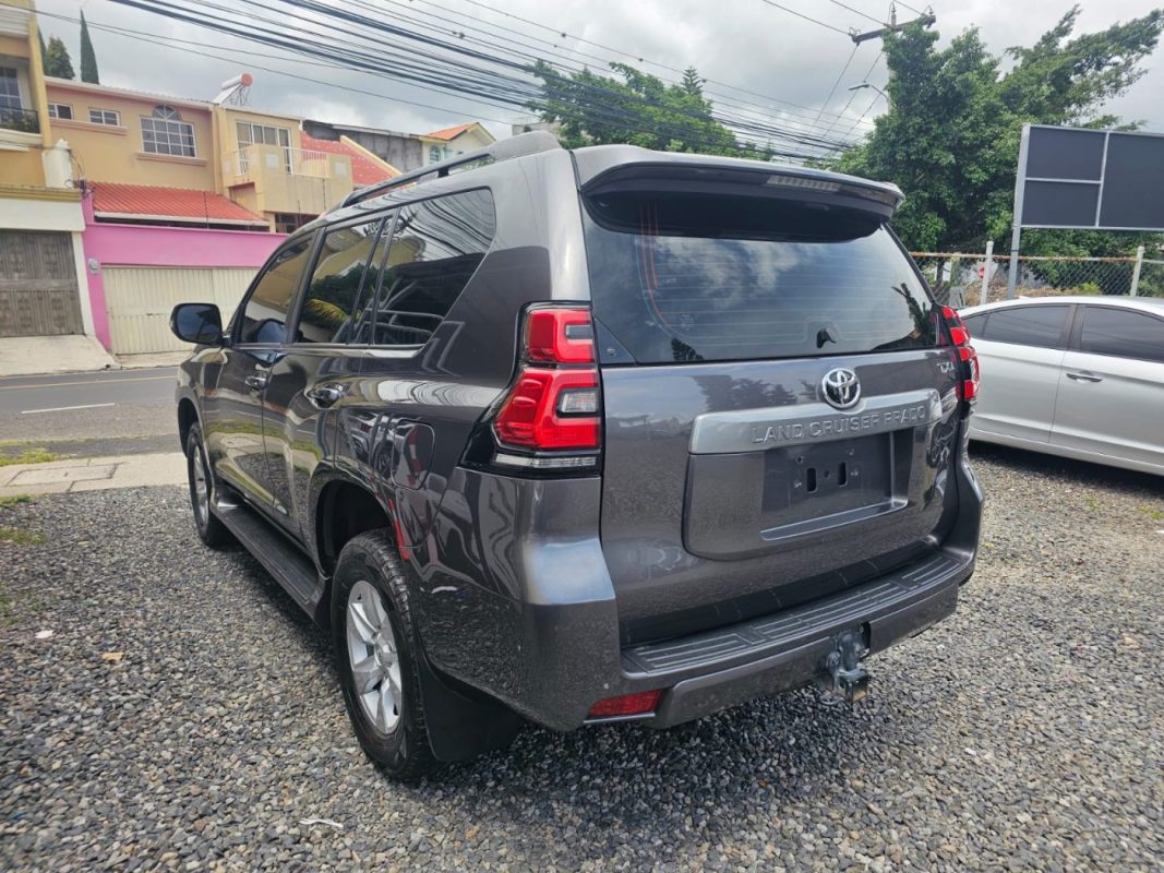 979229f8-9ab0-4019-9b18-f880d6c4642b