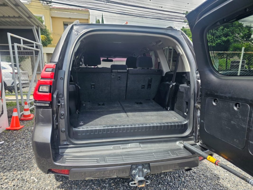 e7de25b1-81bd-4240-8984-f831795248f1