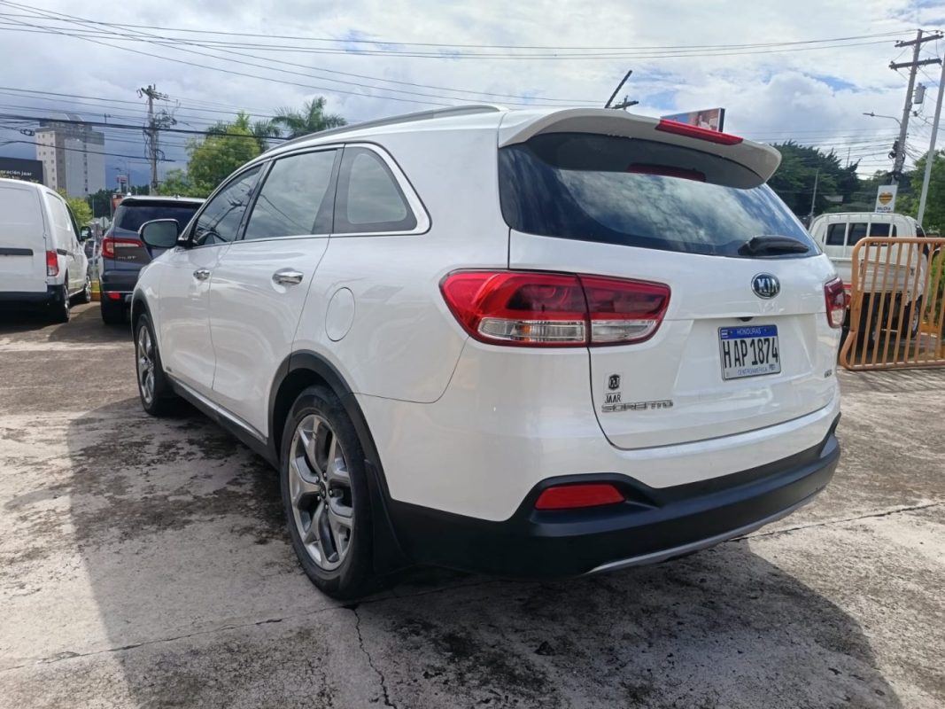 32d86bdb-4826-45ba-9584-d0dac20f5390