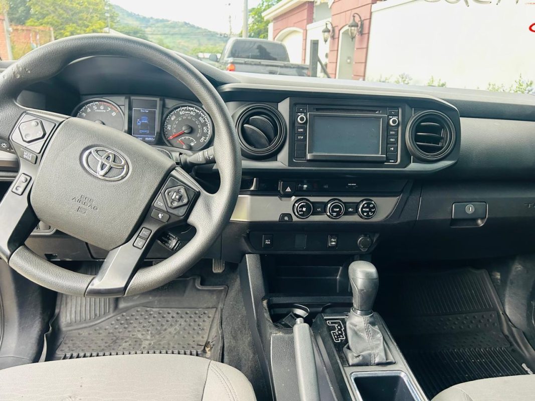 51cb3176-5e09-450e-9b8c-960bc66f6c64