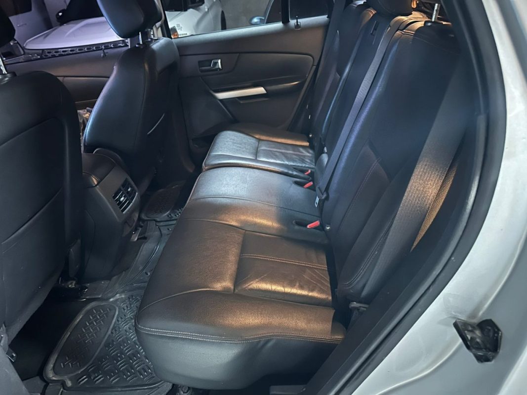 968fe2e8-b21c-428a-9859-783313831181