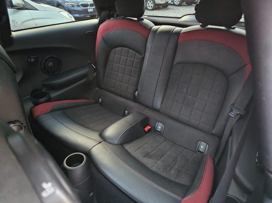 9f1ac465-76ee-4d5b-8ef2-27b70655ae7c