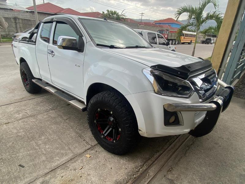 WhatsApp Image 2025-10-09 at 12.51.20 PM