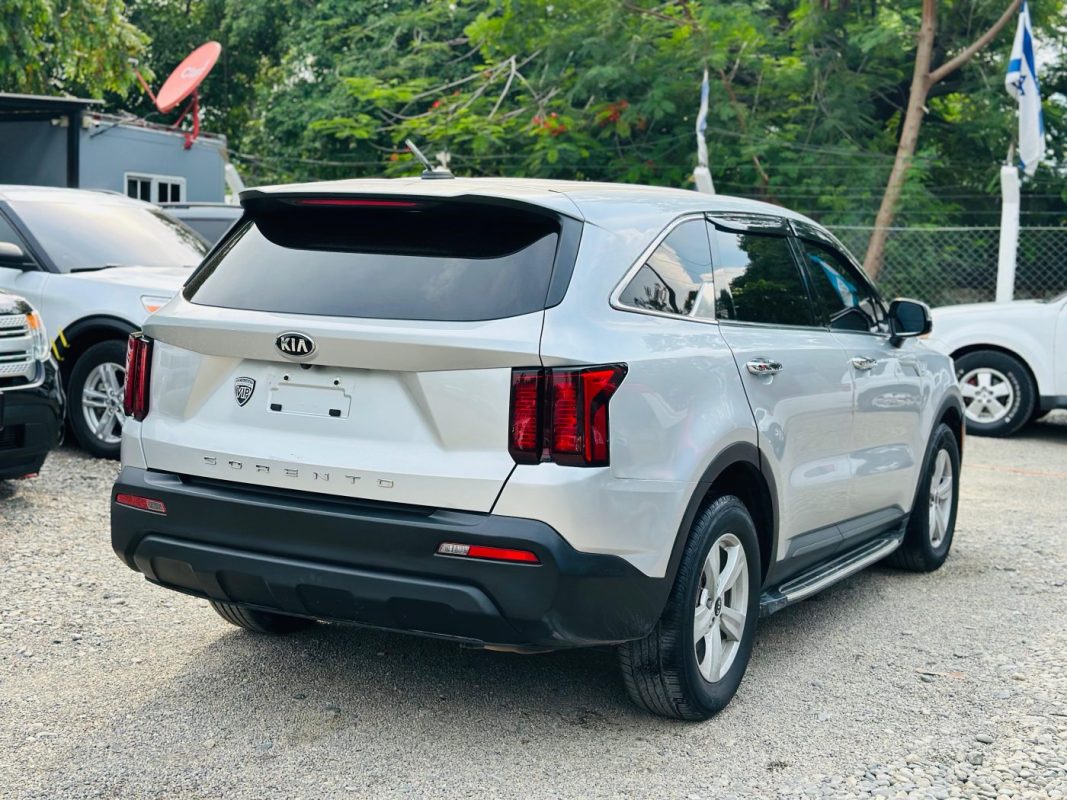 WhatsApp Image 2025-10-10 at 5.13.06 PM (2)