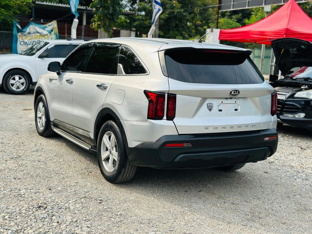 WhatsApp Image 2025-10-10 at 5.13.07 PM (2)