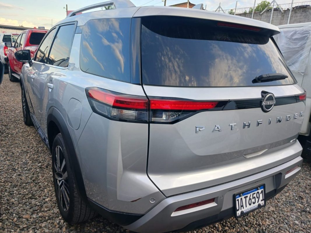 WhatsApp Image 2025-10-14 at 10.03.19 AM (4)