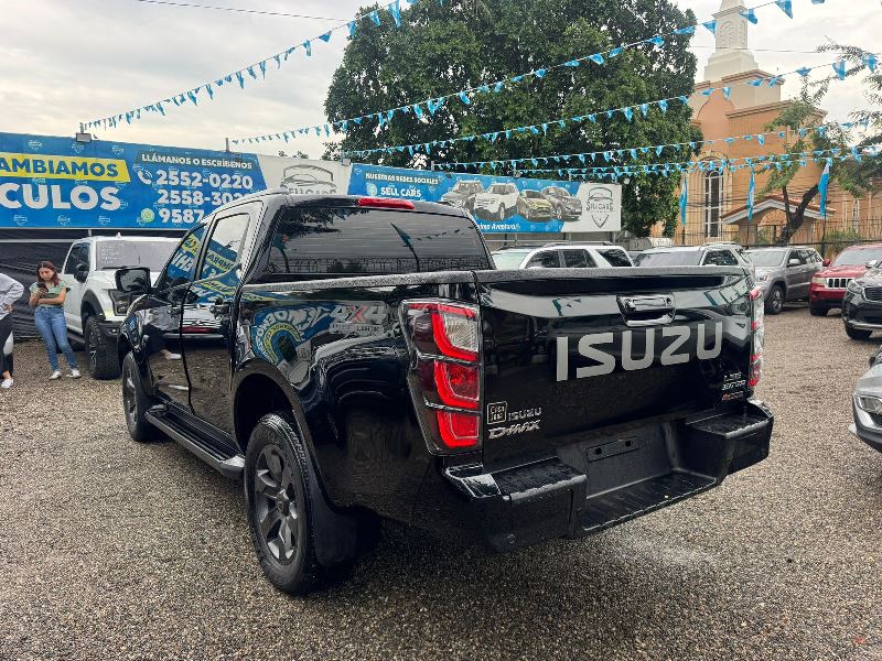 WhatsApp Image 2025-10-15 at 7.50.46 PM