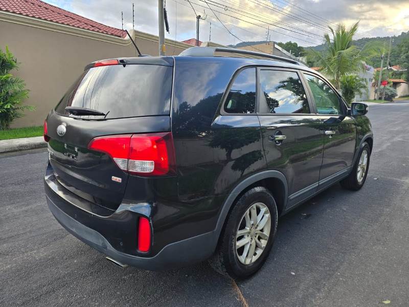 WhatsApp Image 2025-10-23 at 6.25.53 PM (1)