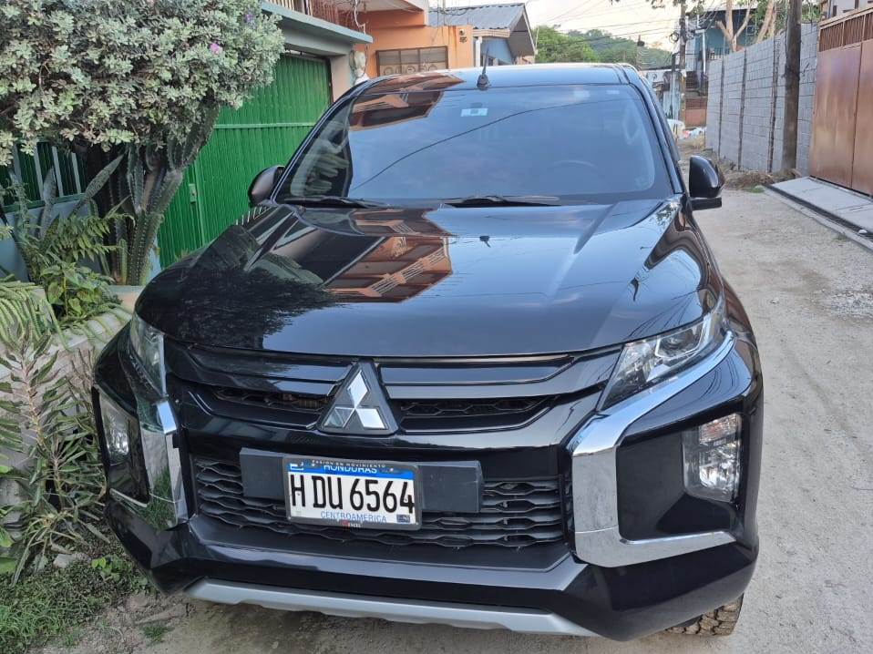 WhatsApp Image 2025-10-24 at 7.06.27 PM (1)