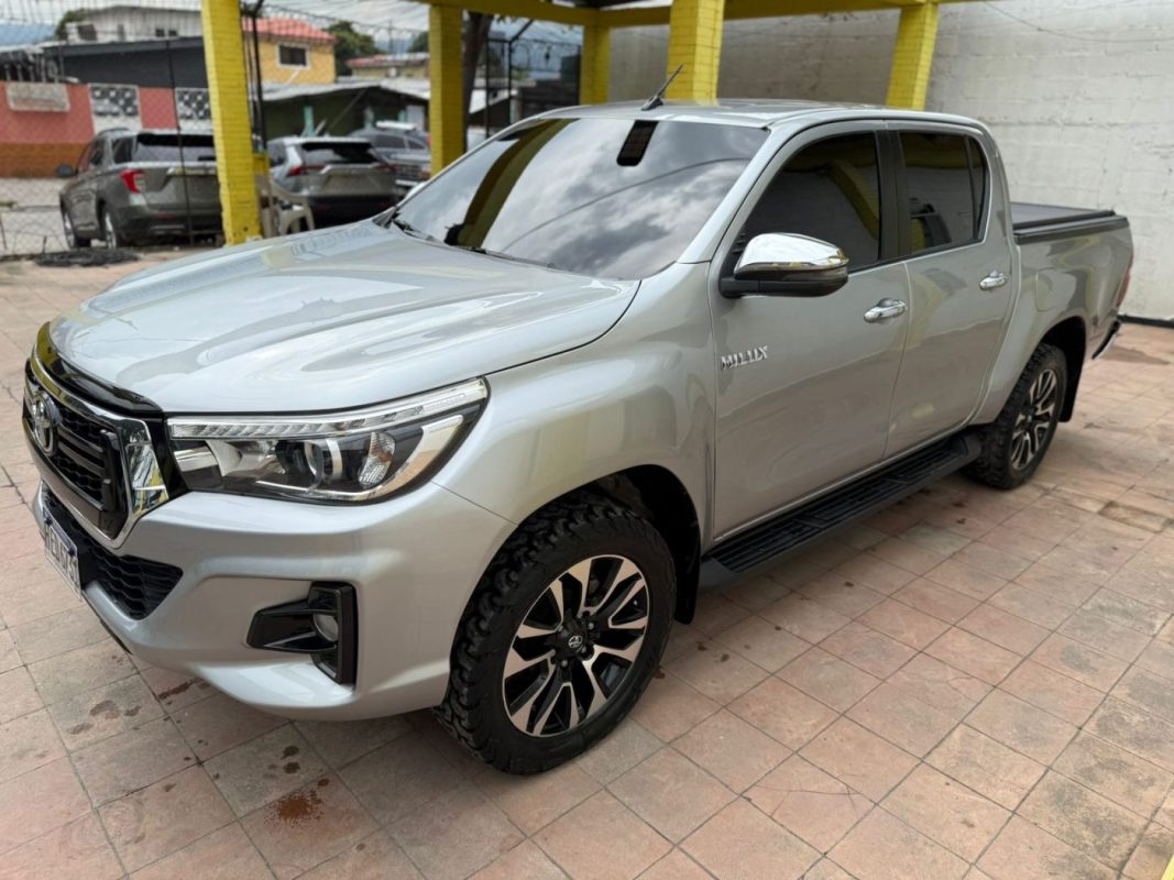 WhatsApp Image 2025-10-25 at 12.11.38 PM (2)