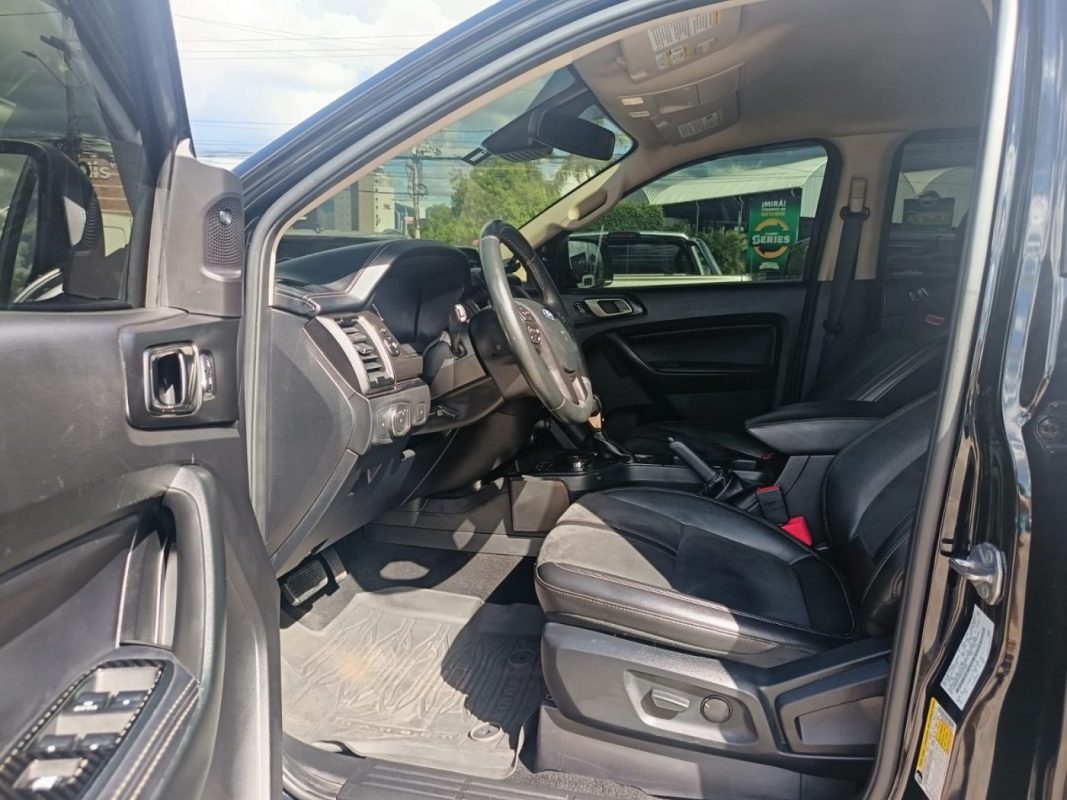 cb33d3db-5300-4de0-9d00-e9b5891a61a2