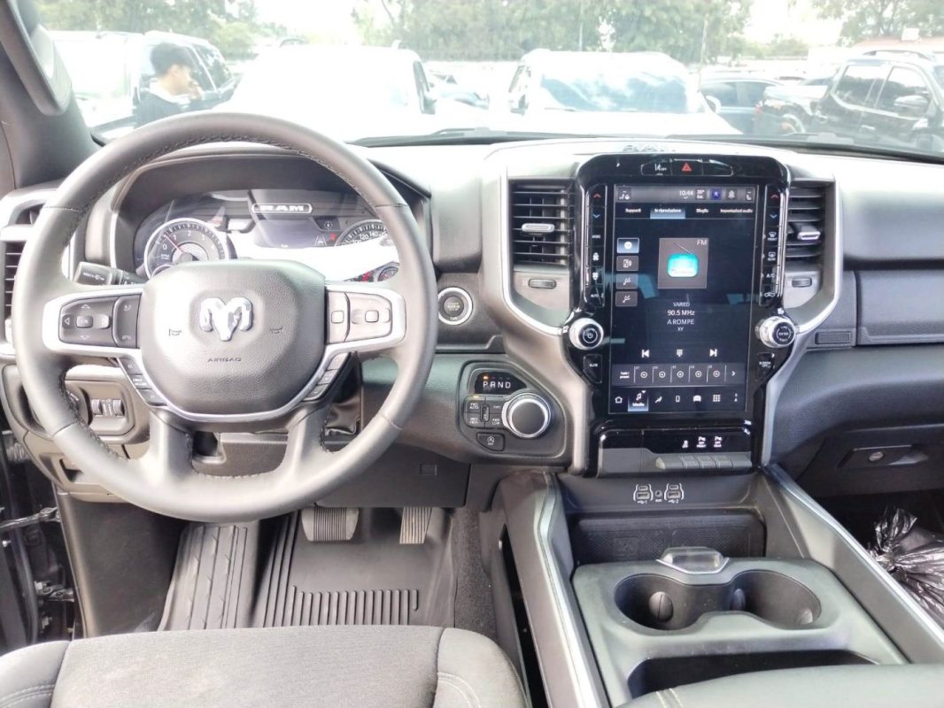 fb9c1b7a-9a23-4ebd-940d-aa2d31b22f82