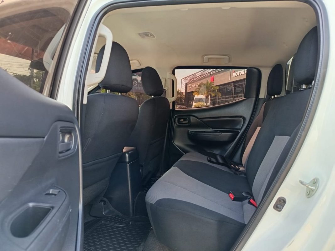 9d374151-ea62-4754-a305-74174672aad4