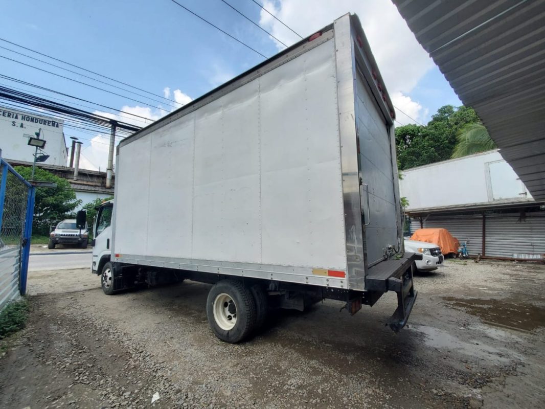 WhatsApp Image 2025-11-06 at 11.35.51 PM (2)