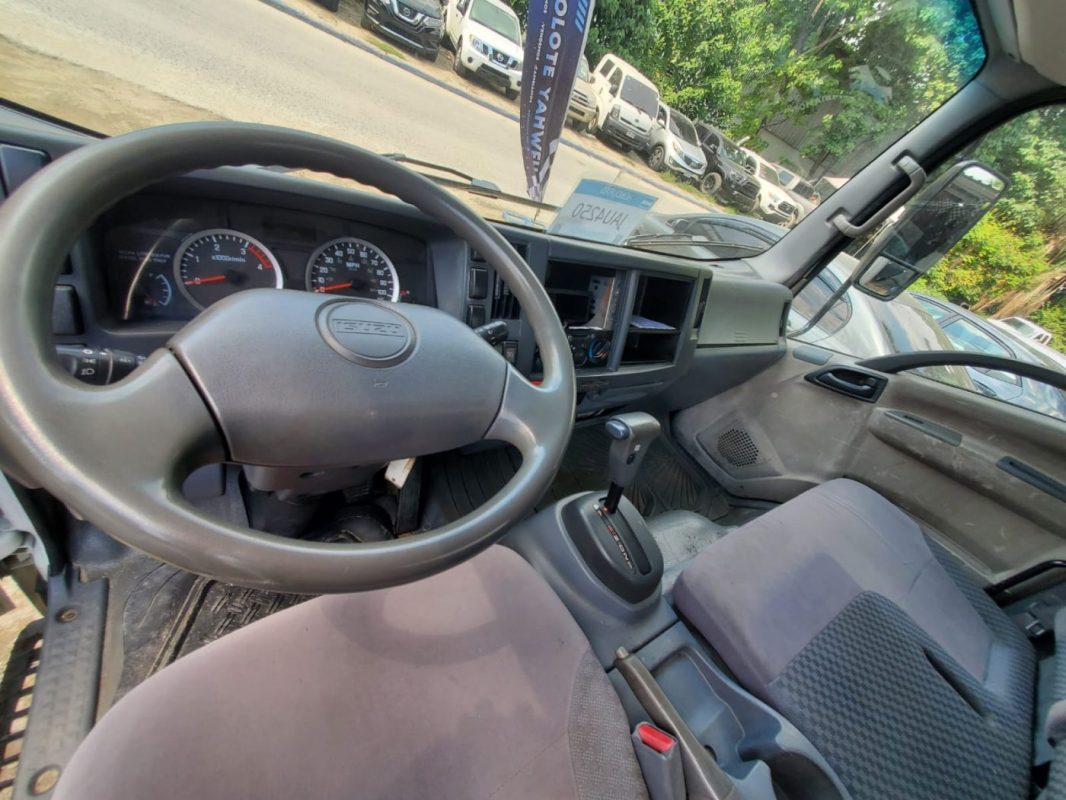 WhatsApp Image 2025-11-06 at 11.35.51 PM (3)