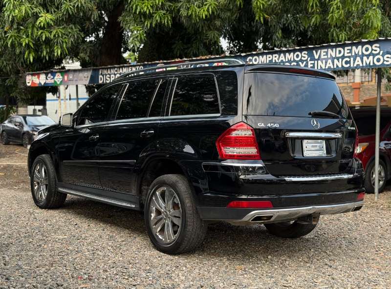 WhatsApp Image 2025-11-17 at 8.02.15 PM (3)