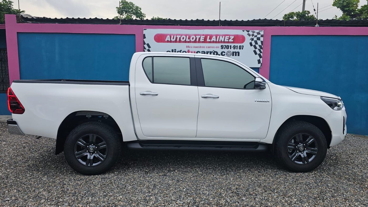 WhatsApp Image 2025-11-21 at 10.30.51 AM (2)