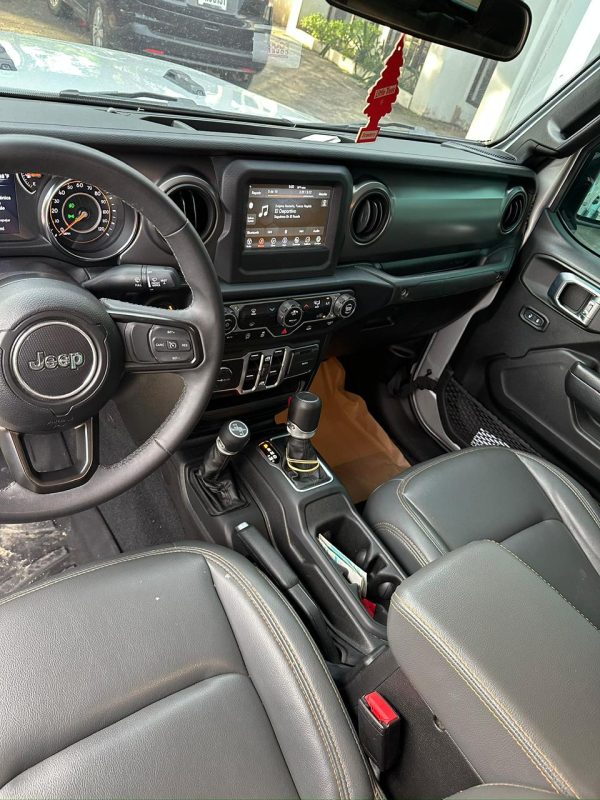 a4a18ee3-acce-48f6-b12d-8ab9f411a20a