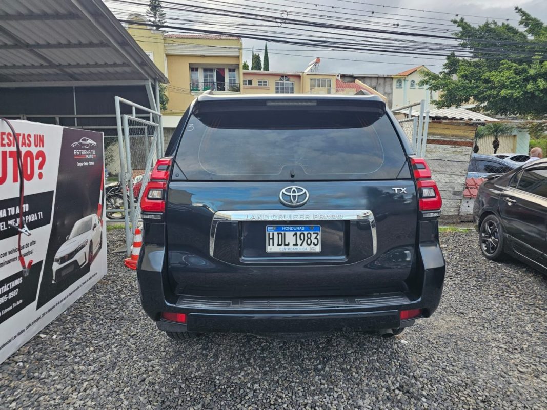 b8278e6e-9f95-4066-8535-824e7bab26af