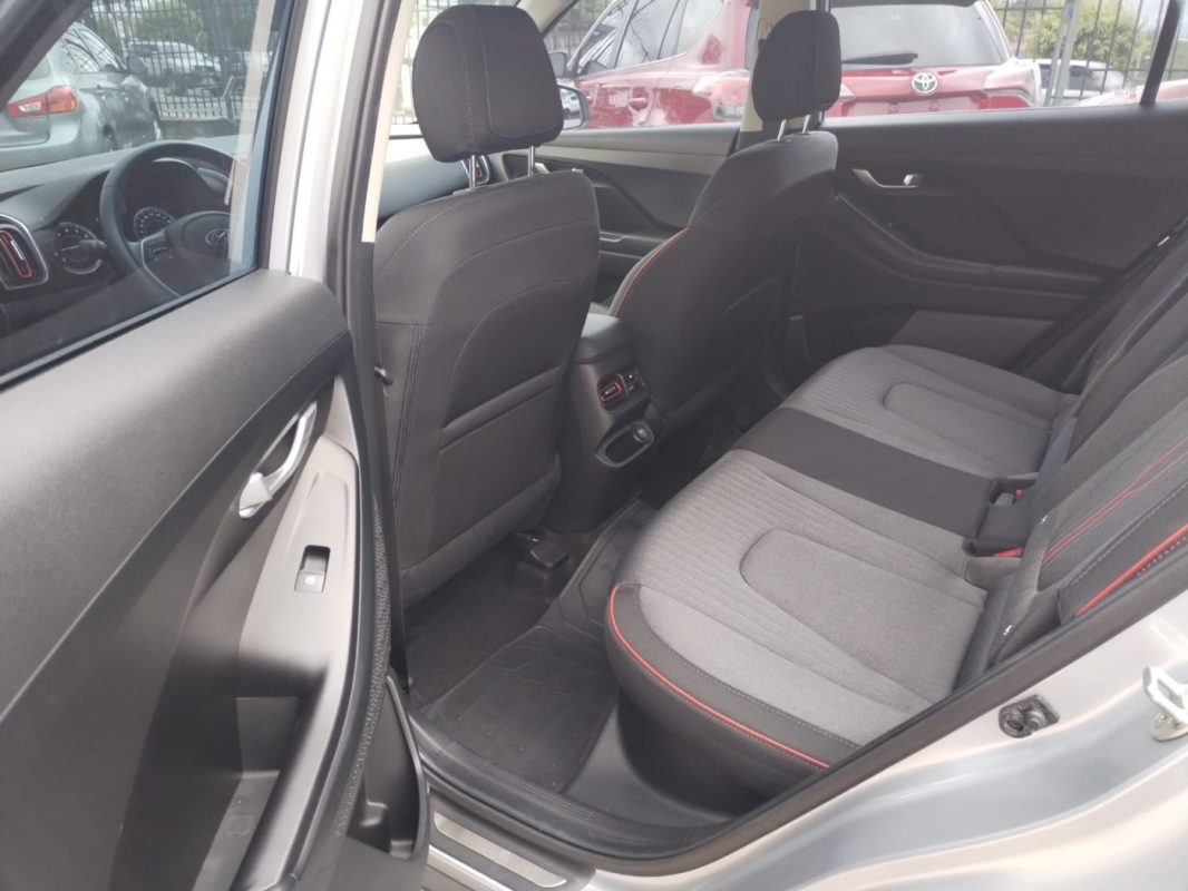 dab70294-db6c-4c63-8f9e-f59935e0ce90