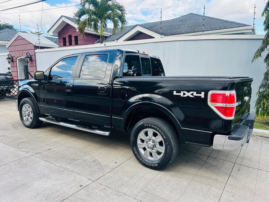 e31518ea-f812-43ea-a0d1-3fe3aa757ae9