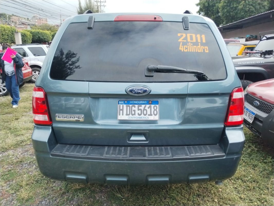 f87abc75-6f48-446d-954f-75e67b0d7aba