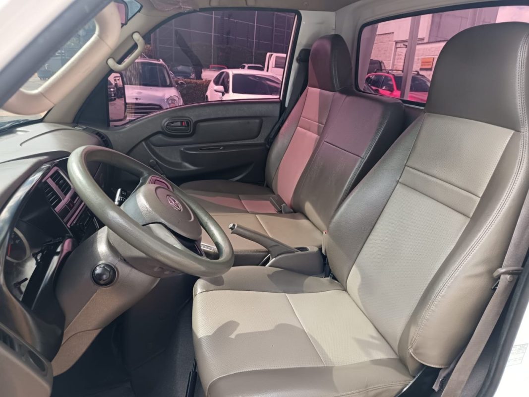 2db9200f-7bc6-4449-bb79-1c4c80bcf7ca