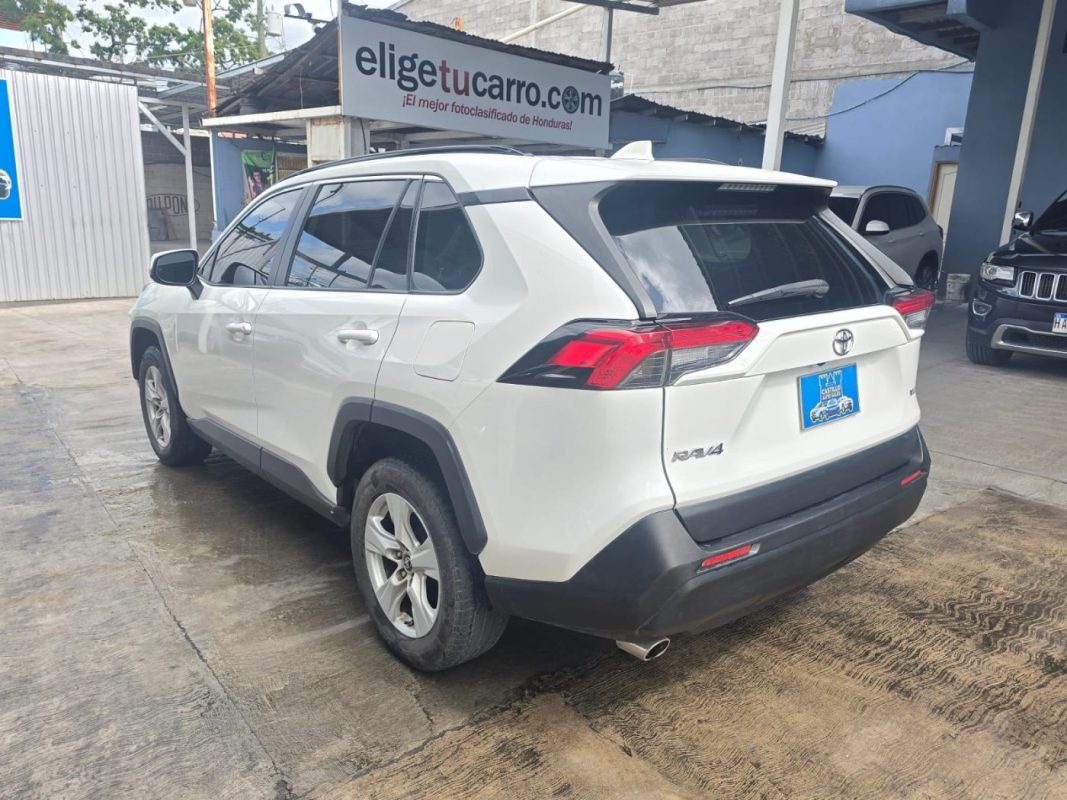 42022e0a-b0a5-404b-bd70-44fe689befa8