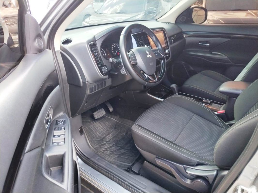 6bc72b43-963a-4a21-9d58-857ab4070315