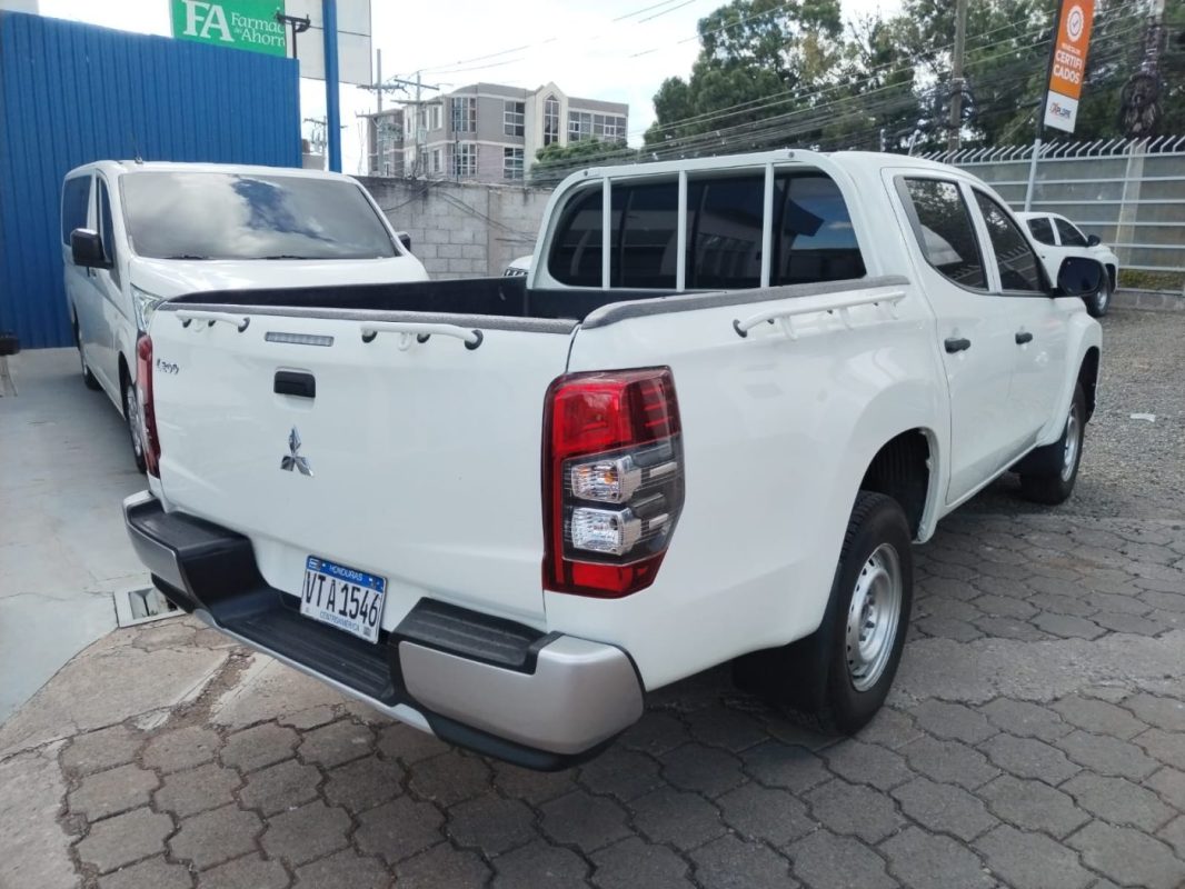 8afe3480-bf66-42d9-ac92-15547475978d