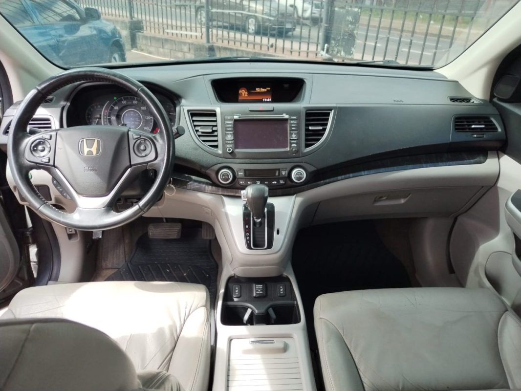 8bf26ee4-cc24-472a-b5d3-4f3e4567f2b7