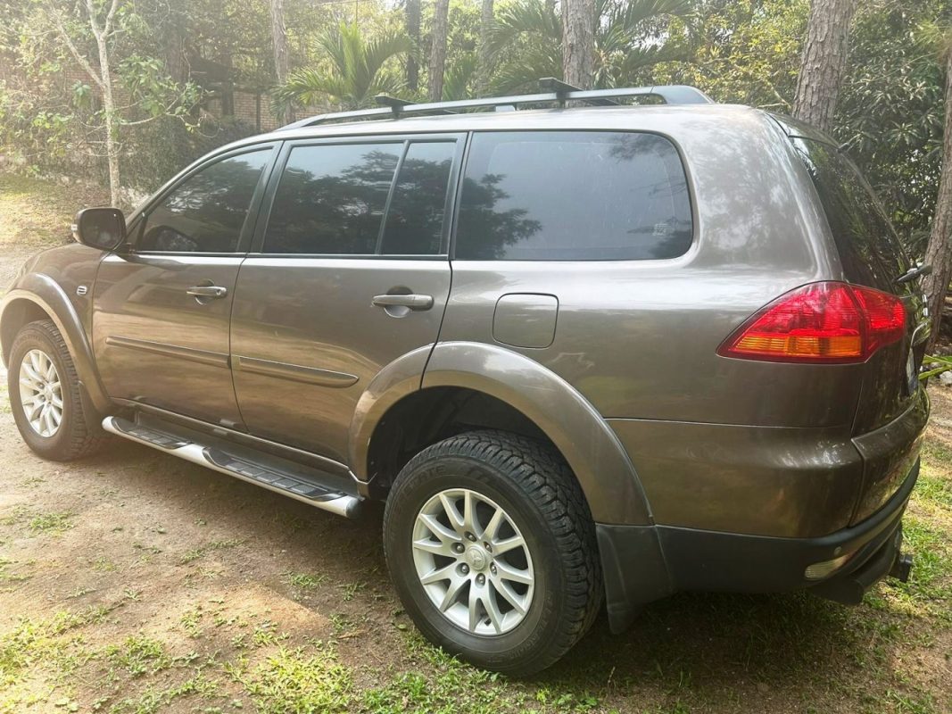 8e493992-7234-4331-b94b-b216a3353227