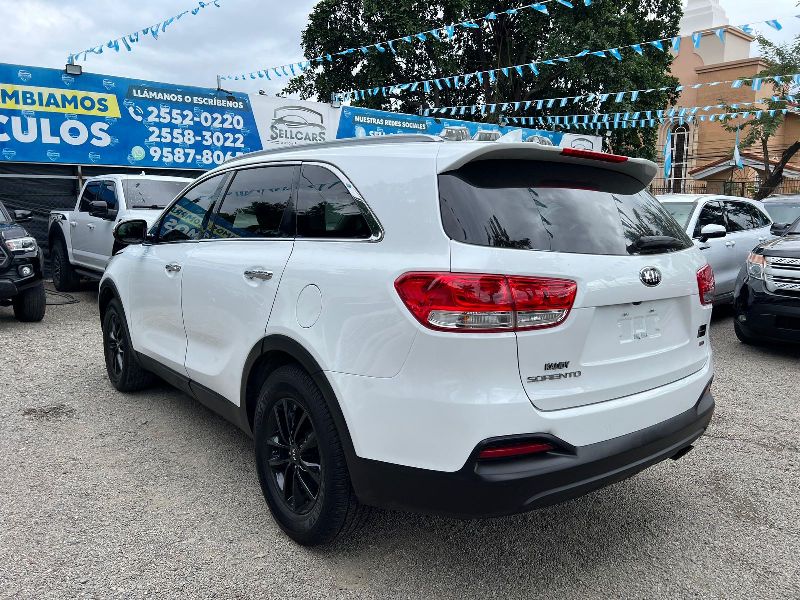 WhatsApp Image 2025-12-05 at 4.42.34 PM (1)