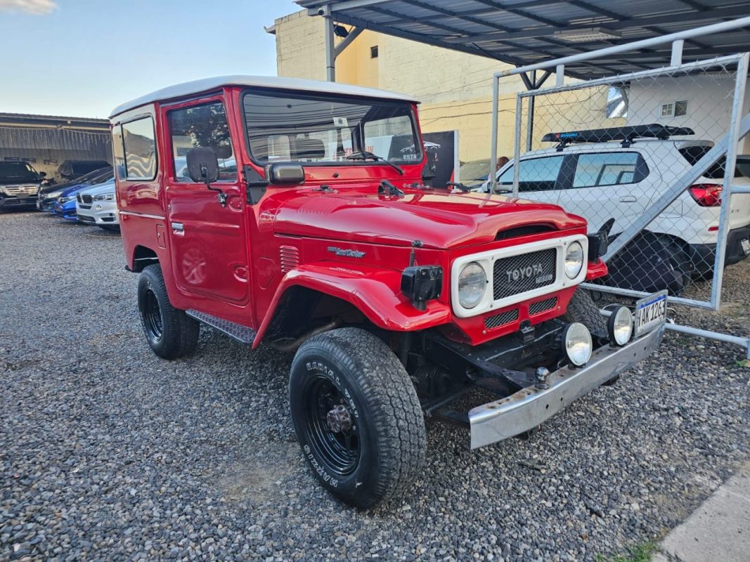 a85e8865-b9eb-47e2-9a90-d13f616373e5