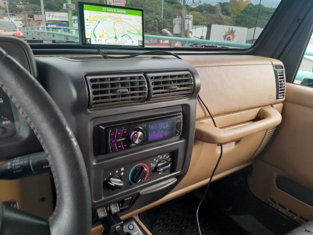 db4ed525-e010-46d0-a1a7-81d859f04dcb