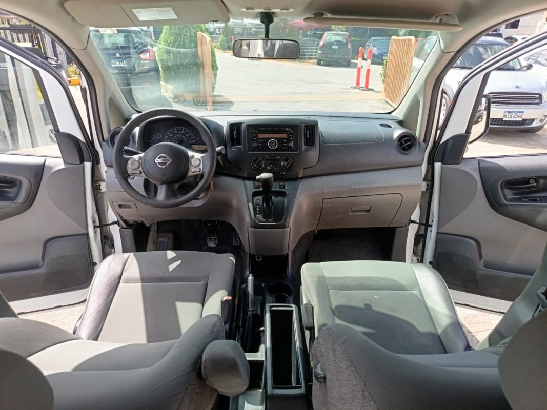 dc118789-ae62-49a7-88f9-f4beeb65a43c