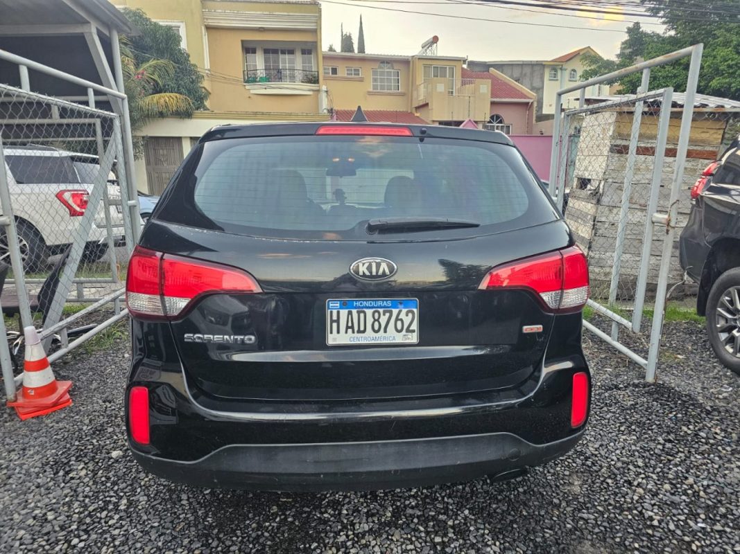 e1c1ffc3-1658-4569-9904-c7428d3f40d1