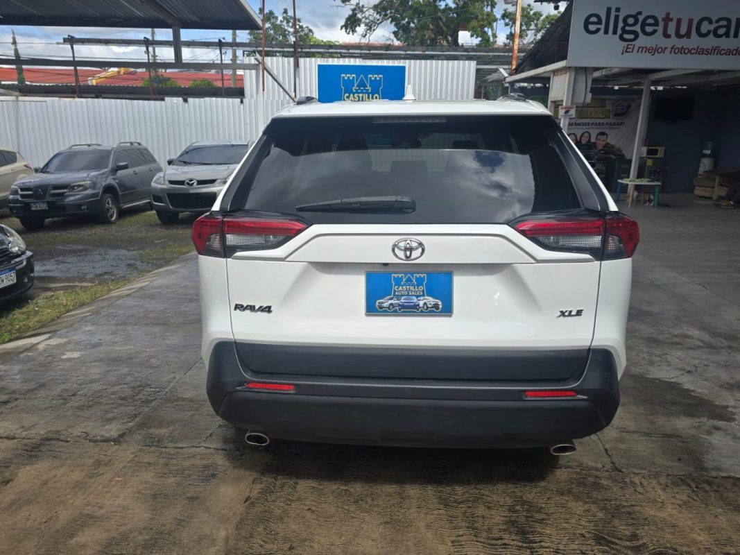 ef342e12-cf3b-4404-8042-260156013afc