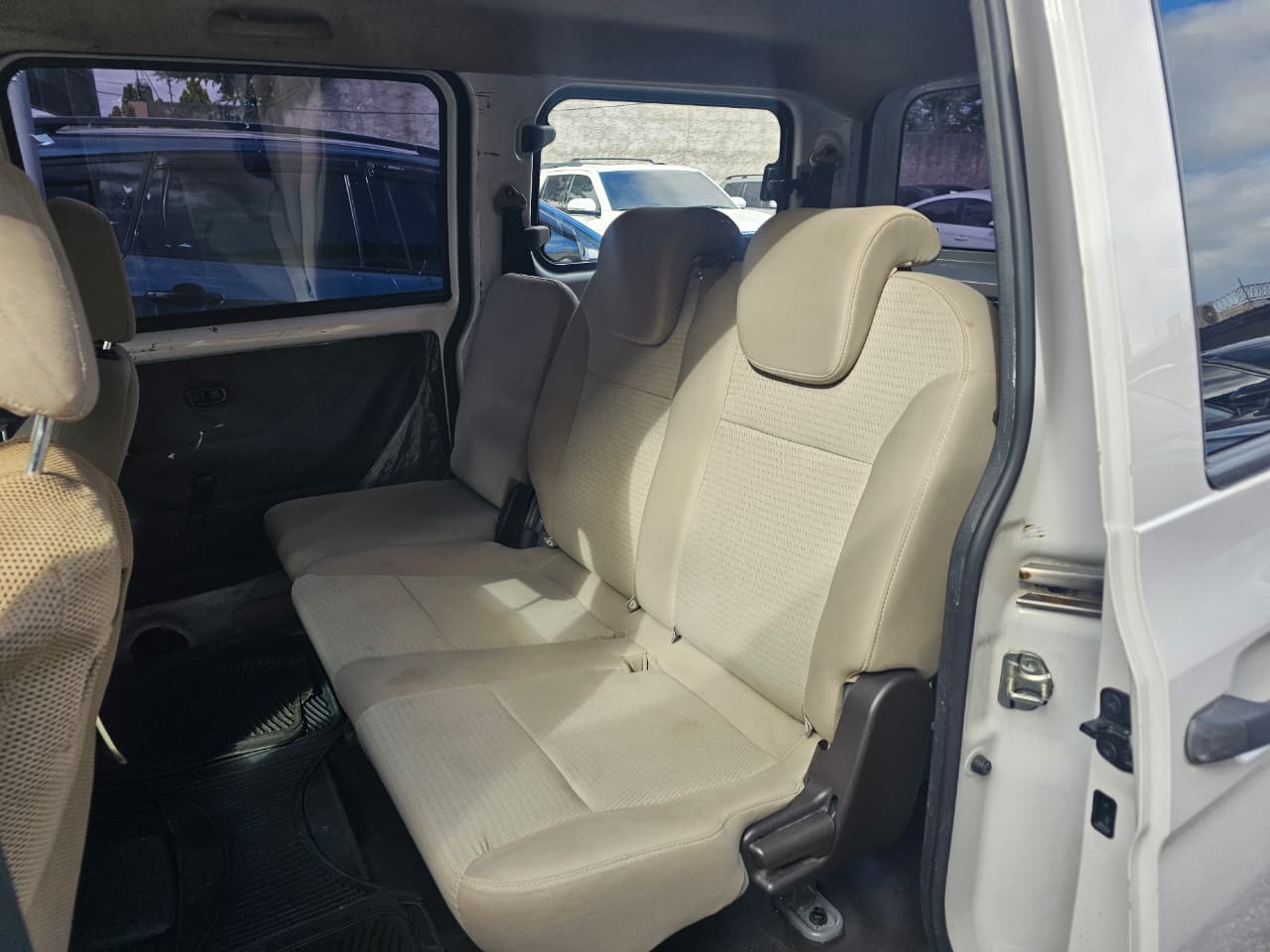 1c32735c-7e38-4d09-aee6-b16920e93dca