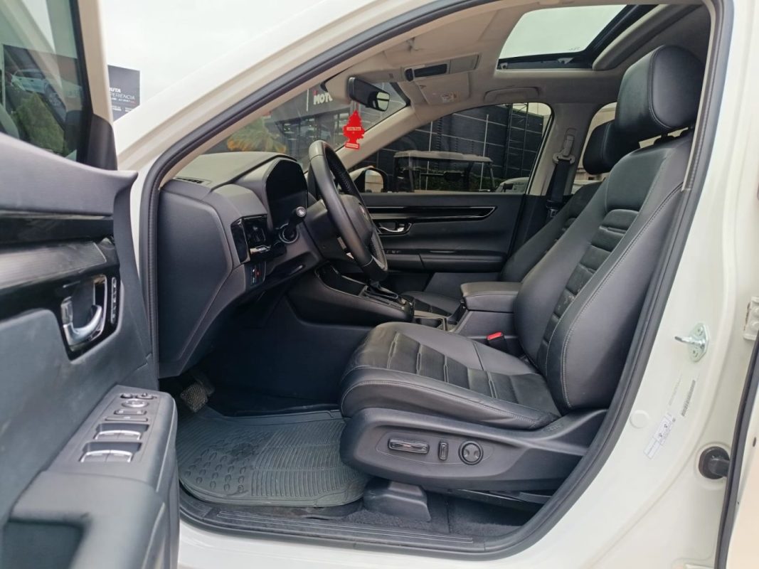 1f70b6d1-a6b7-4d14-9001-dd1a1618cc4e