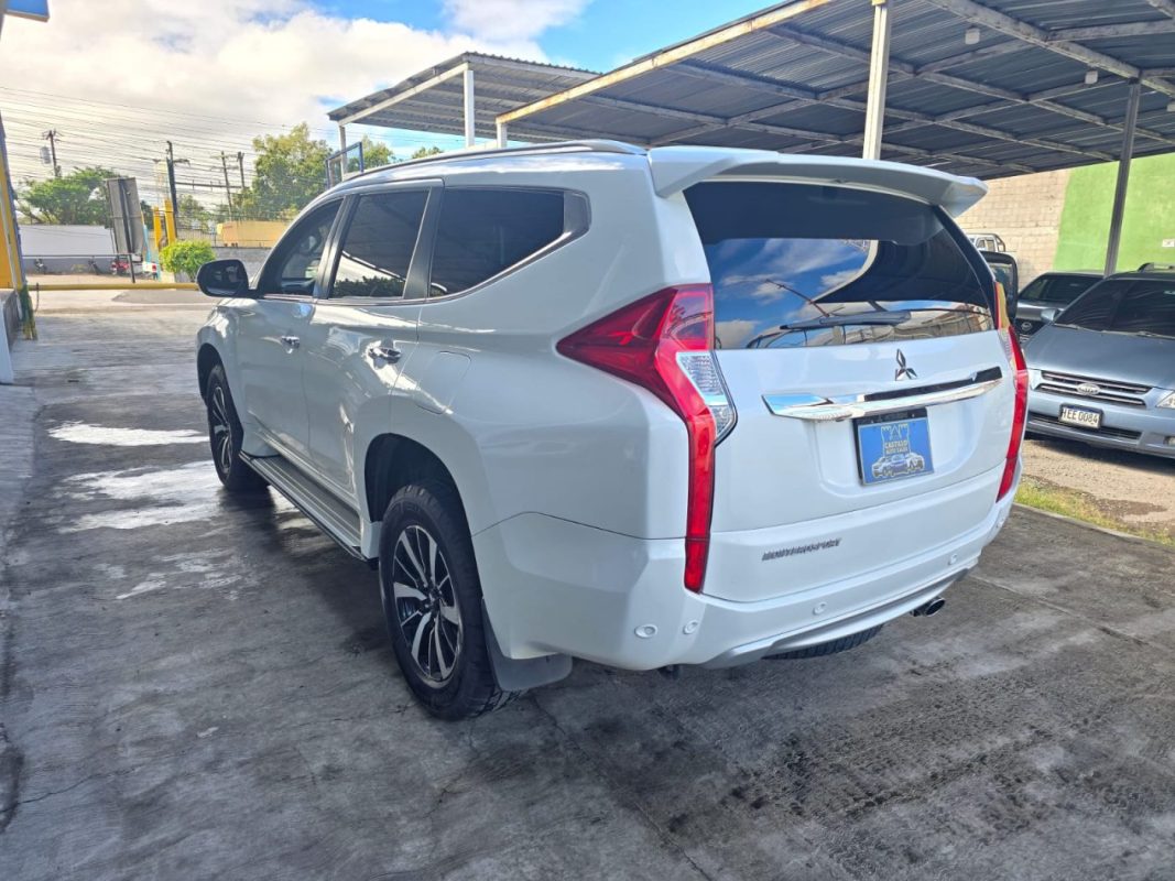 30697e04-2e28-4a58-9baa-63102927f385