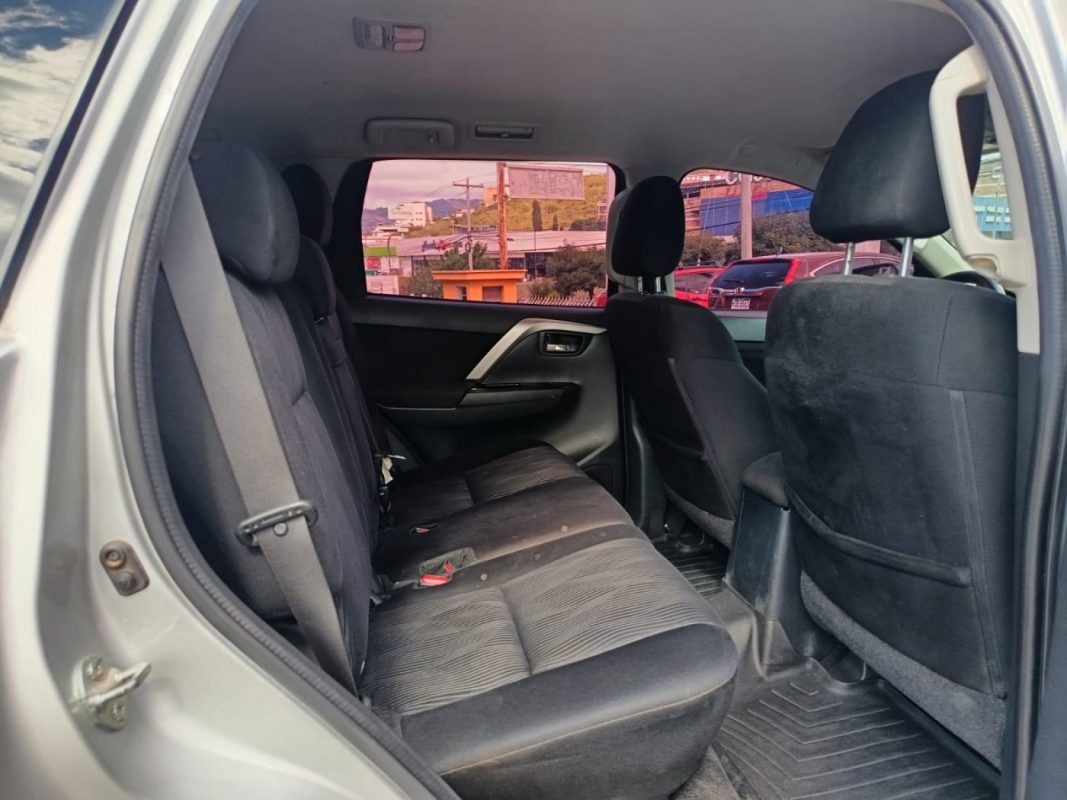 5355eaab-3f04-47e4-9596-b5b80eff8bfd