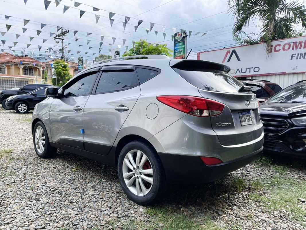 8a64cbf0-93e8-485c-bd4c-8f788e57f2f8