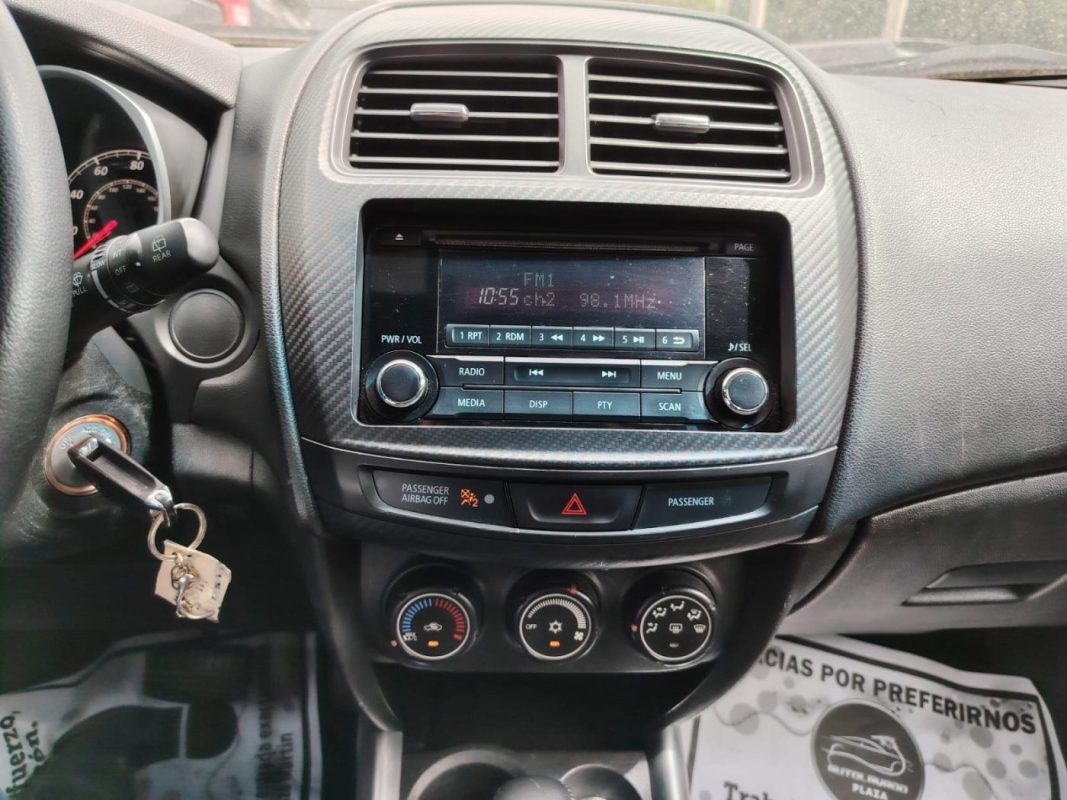 8b93c6ec-b9e1-4a7b-b656-861e69b2f9c1