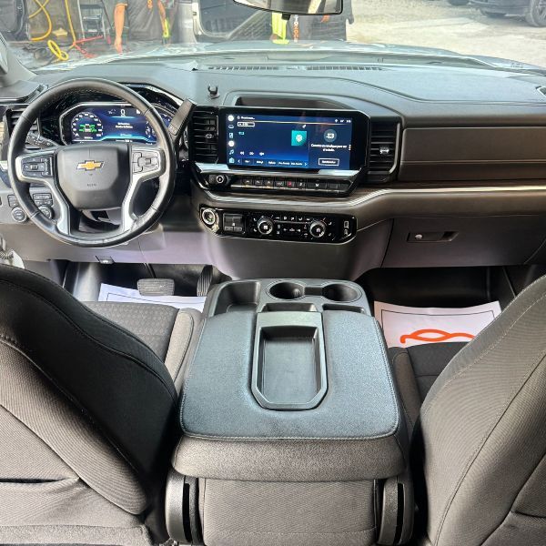 WhatsApp Image 2026-01-06 at 11.05.24 AM