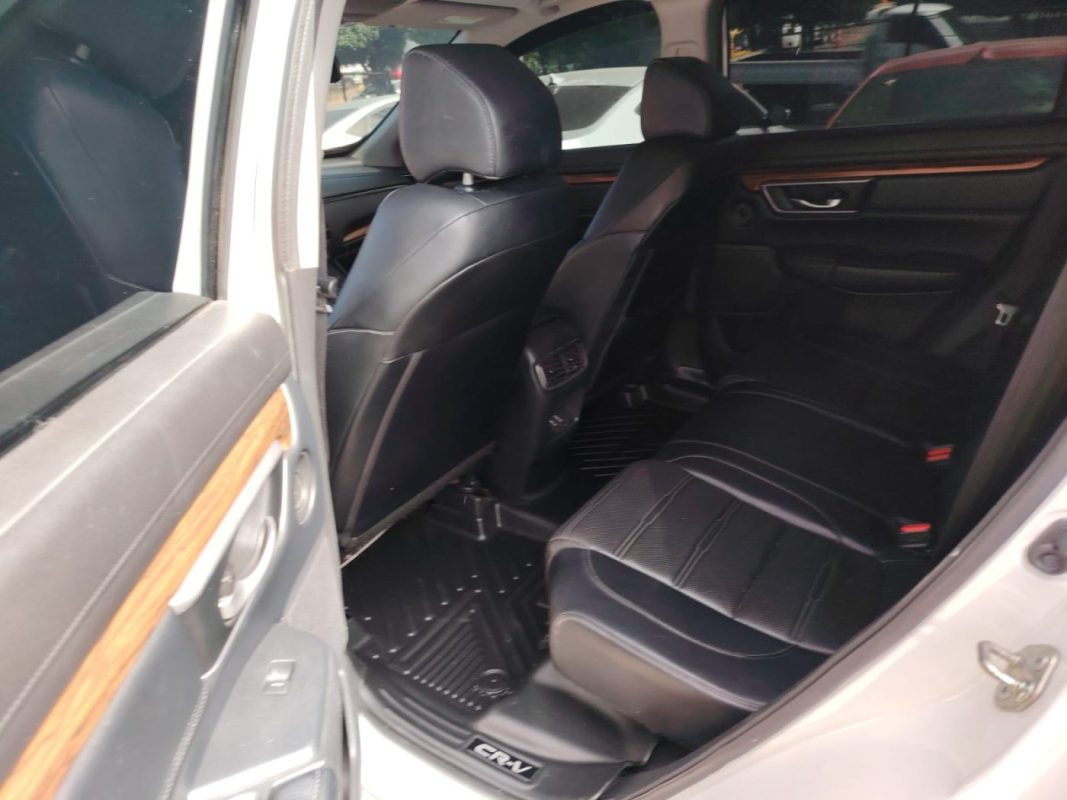 d1af3057-c4fe-4df3-bd69-f3e362e6704d