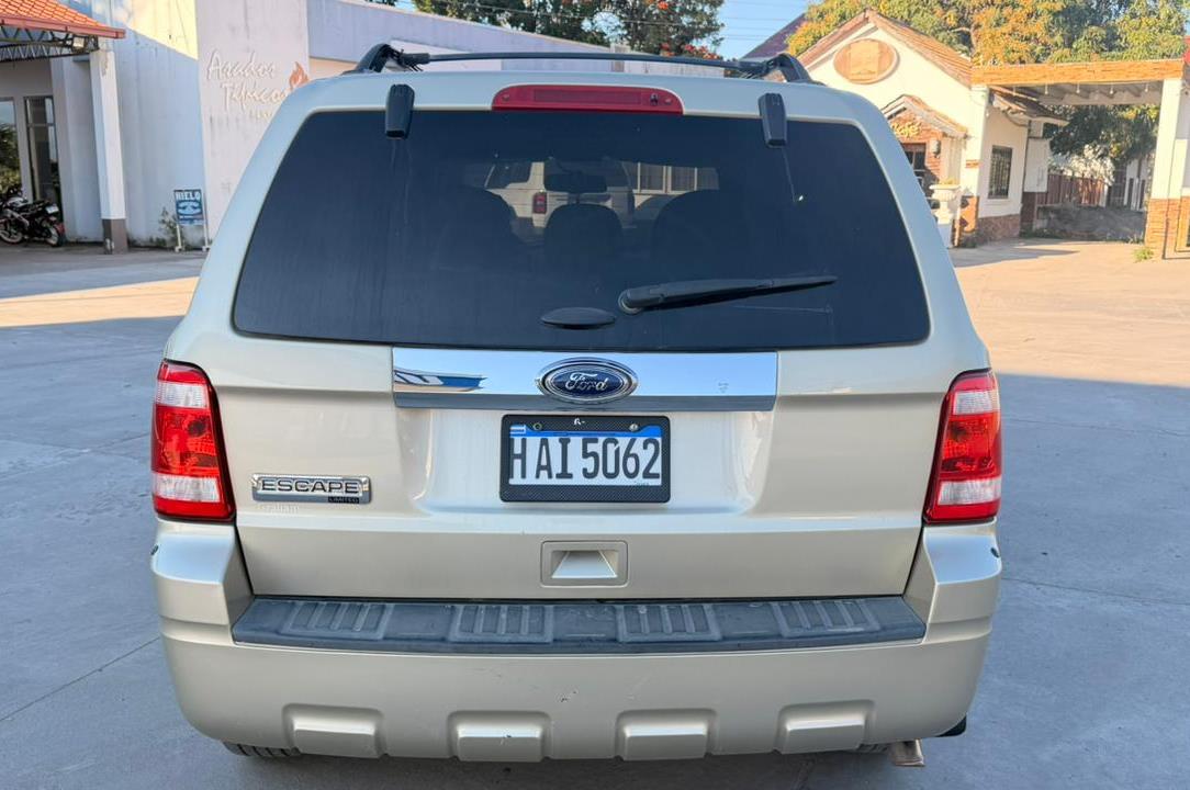 d5e3b241-cbd8-4bdf-bc96-16777d466acf