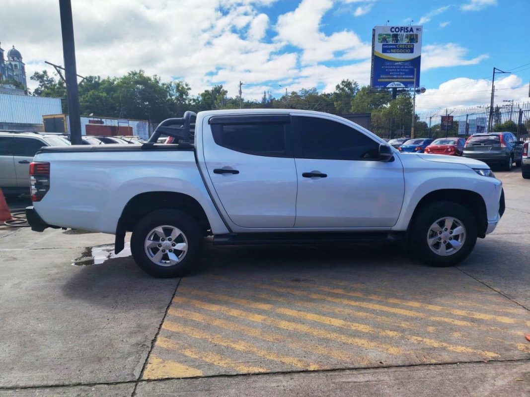 dd0cea44-4322-49d7-ac49-5f924aa0a230