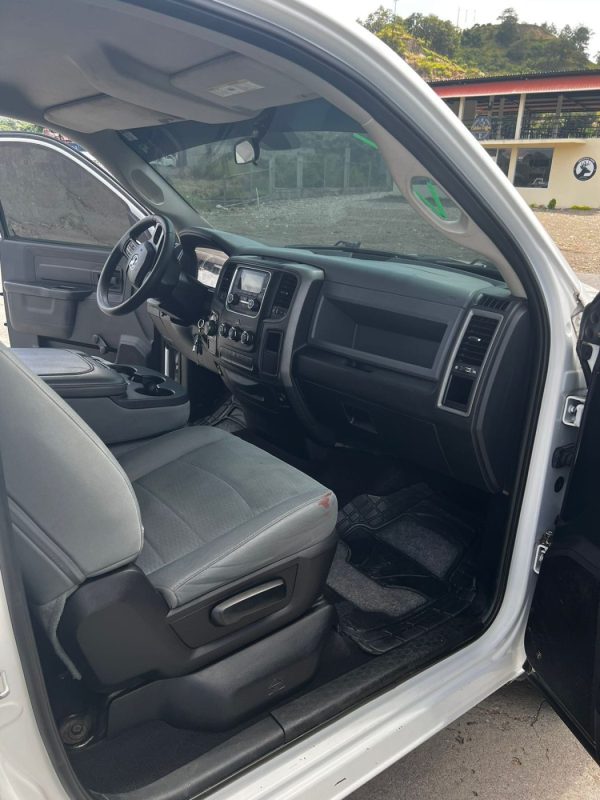 fbcaa3ea-9ee2-41a2-99c9-557b2257e51e