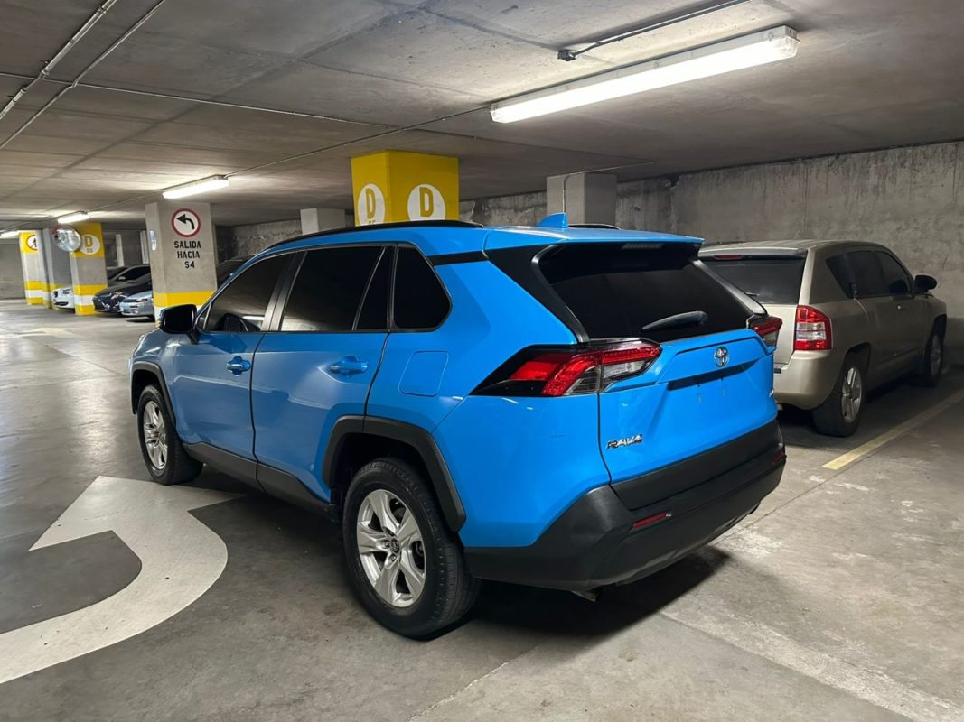 26d8c8f0-d9d8-4d56-94d9-5a85cd0506fe